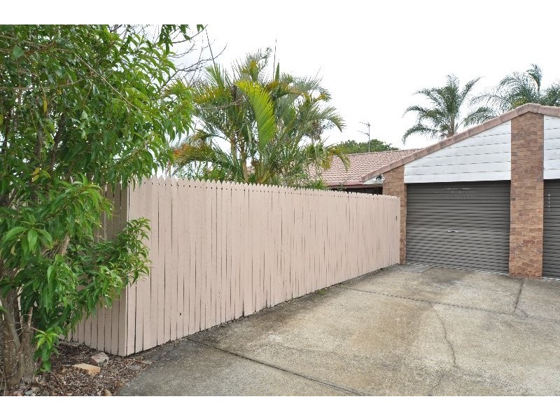 2/102 Kangaroo Avenue, Coombabah QLD 4216