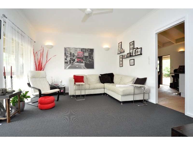 21 Sundown Drive, Paradise Point QLD 4216