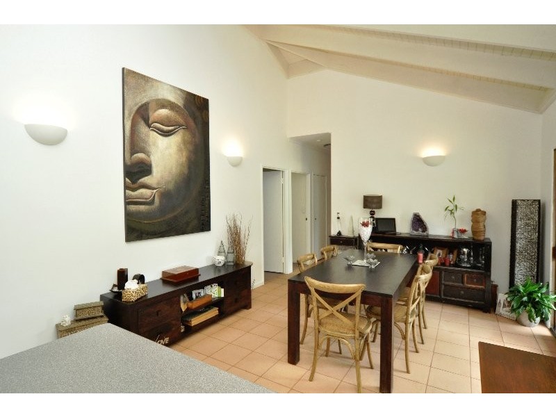 21 Sundown Drive, Paradise Point QLD 4216
