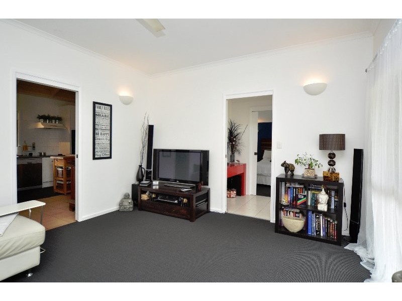21 Sundown Drive, Paradise Point QLD 4216