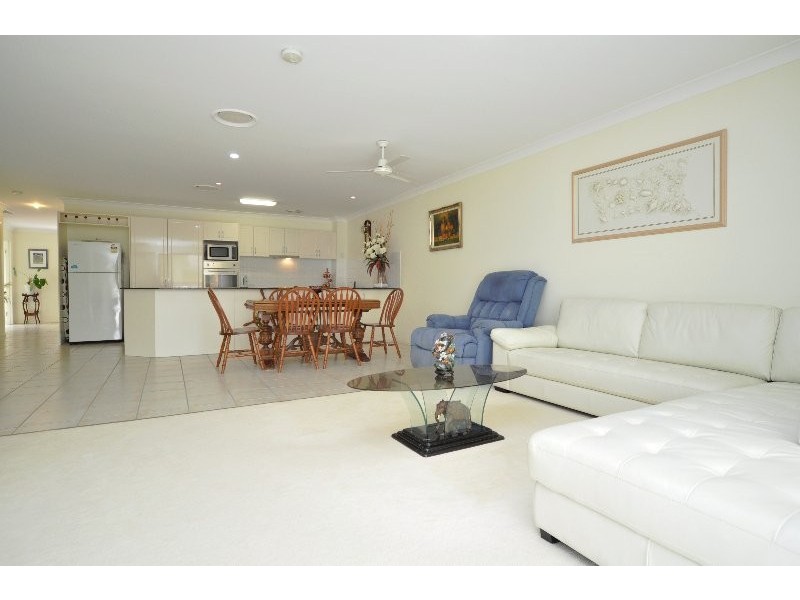 31/38 Caseys Road, Hope Island QLD 4212