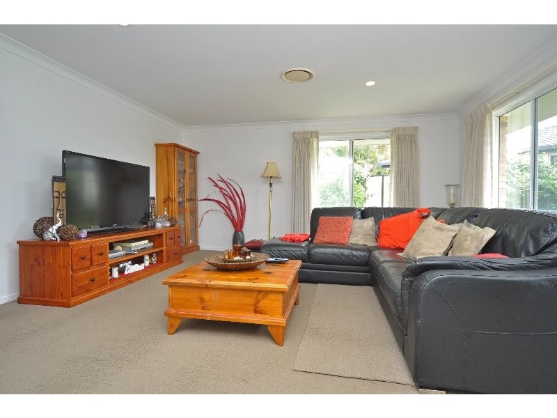 7 Cayman Court, Runaway Bay QLD 4216