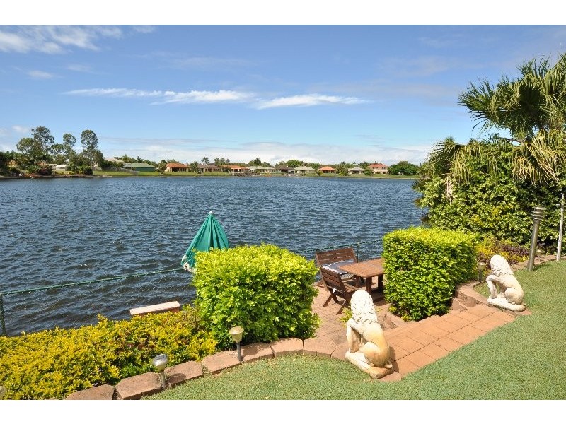 64 Burrendong Road, Coombabah QLD 4216