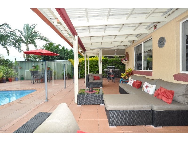 64 Burrendong Road, Coombabah QLD 4216