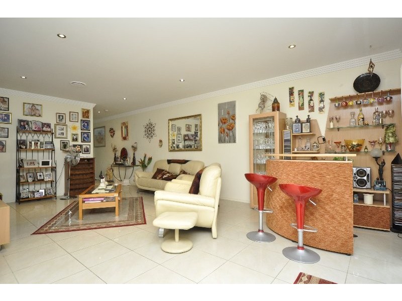 2/62 Compass Drive, Biggera Waters QLD 4216