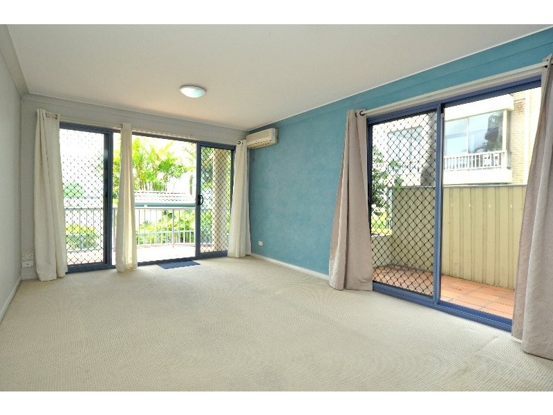 3/550 Marine Parade, Biggera Waters QLD 4216