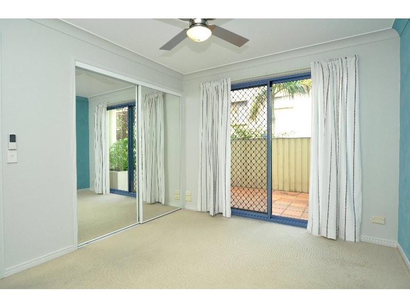 3/550 Marine Parade, Biggera Waters QLD 4216