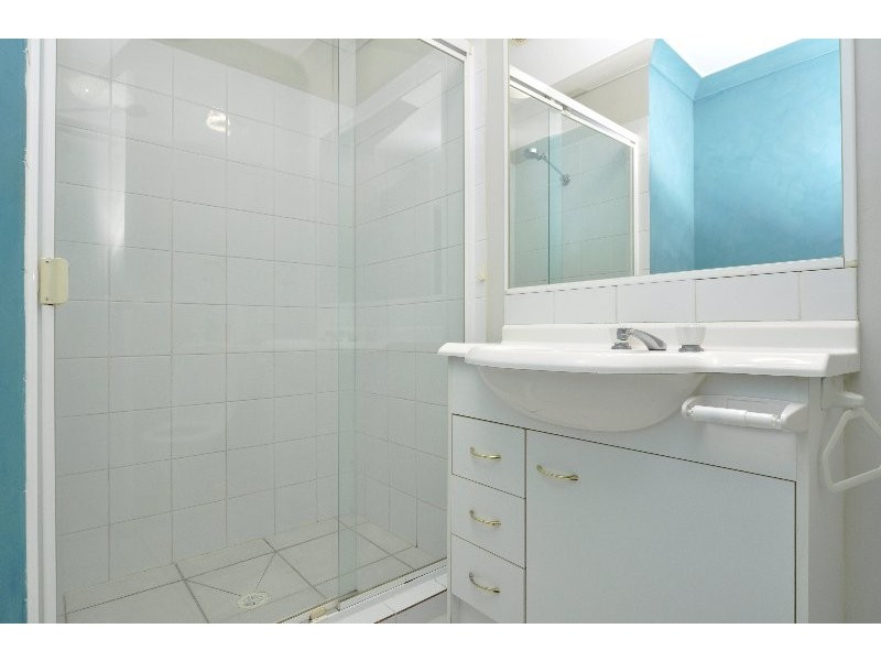3/550 Marine Parade, Biggera Waters QLD 4216