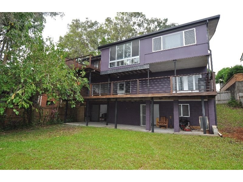 15 Waratah Avenue, Biggera Waters QLD 4216