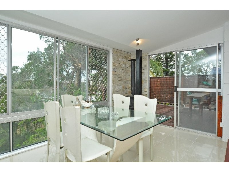 15 Waratah Avenue, Biggera Waters QLD 4216