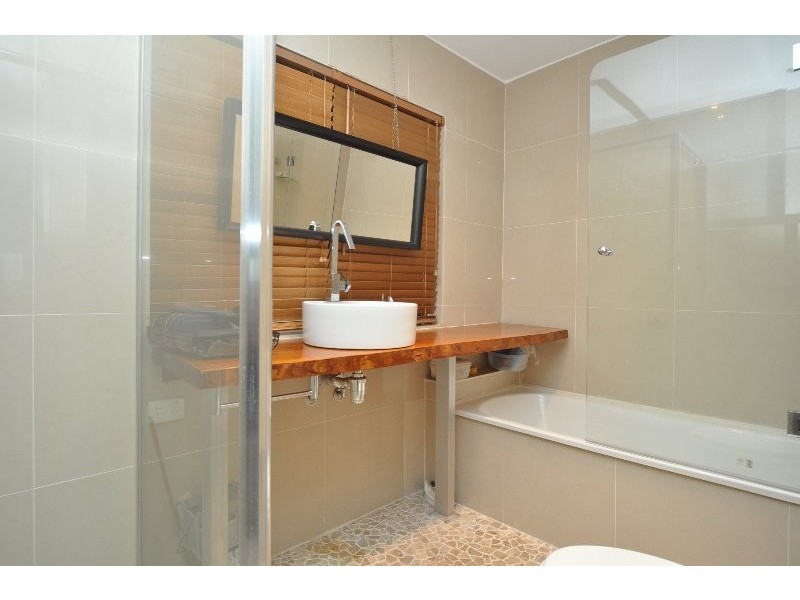 15 Waratah Avenue, Biggera Waters QLD 4216