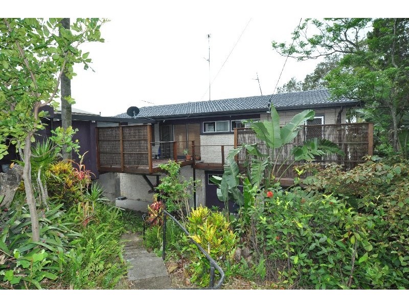 15 Waratah Avenue, Biggera Waters QLD 4216