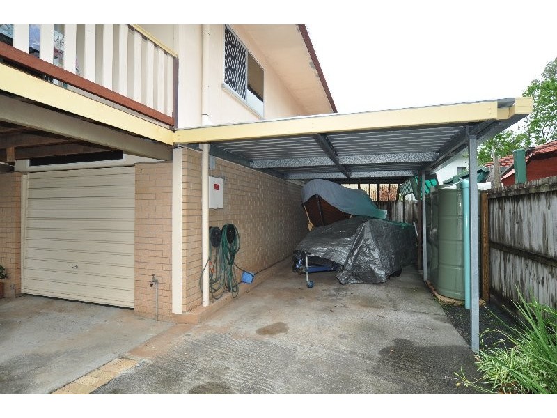 18 Teal Avenue, Paradise Point QLD 4216