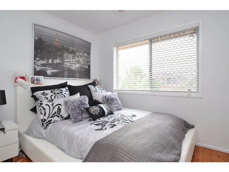 20 Eider Avenue, Paradise Point QLD 4216