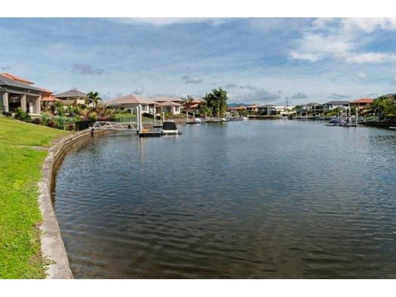 2173 Beaufort Way, Hope Island QLD 4212
