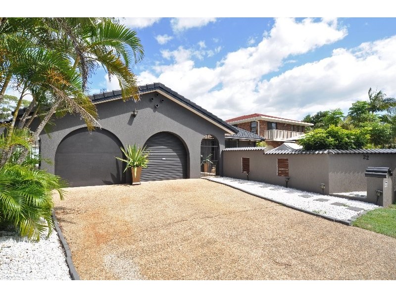 22 Sundown Drive, Paradise Point QLD 4216