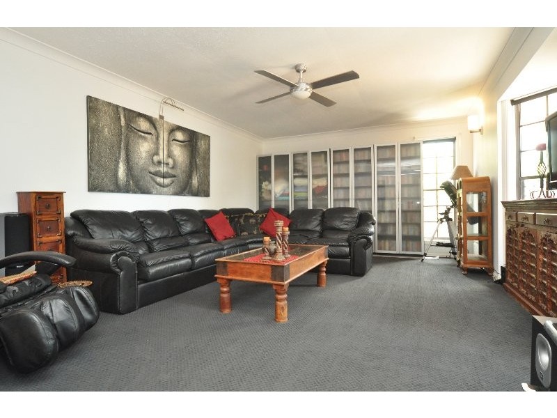 22 Sundown Drive, Paradise Point QLD 4216