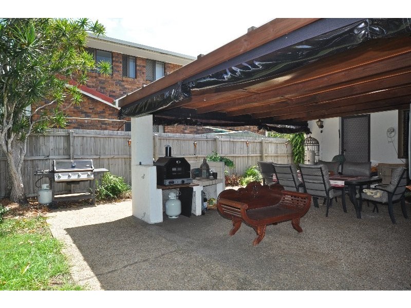 22 Sundown Drive, Paradise Point QLD 4216