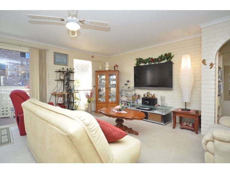 1/17 Huth Street, Labrador QLD 4215
