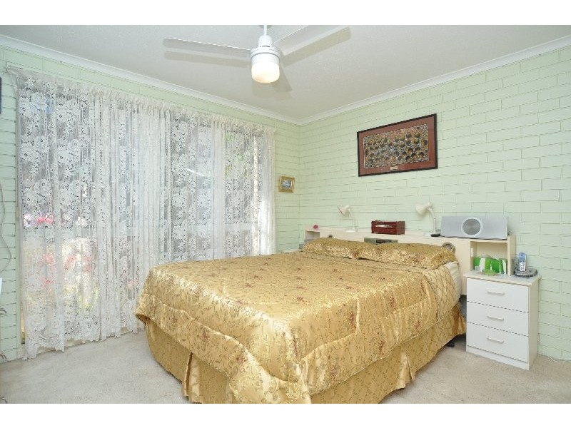 1/17 Huth Street, Labrador QLD 4215