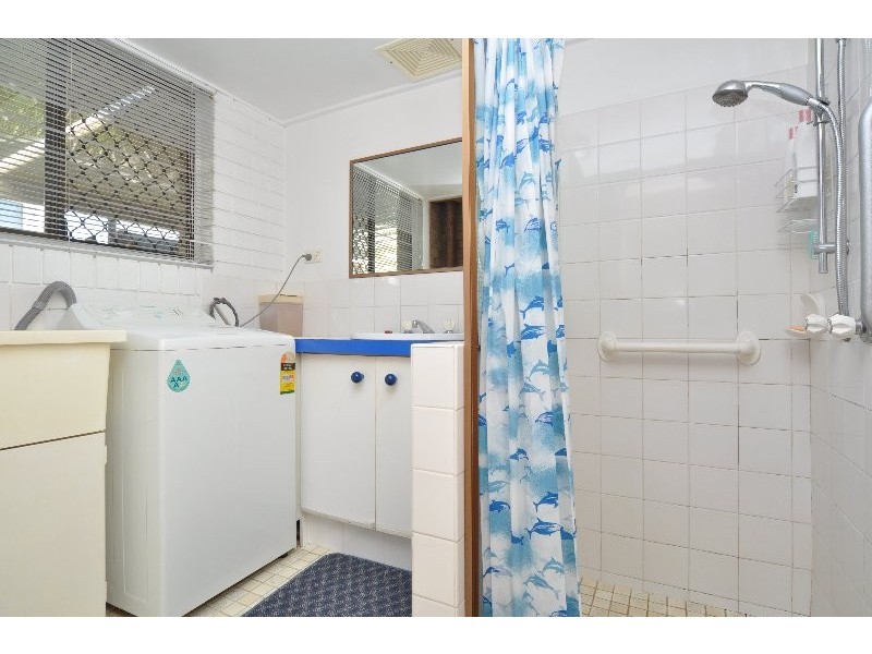 1/17 Huth Street, Labrador QLD 4215