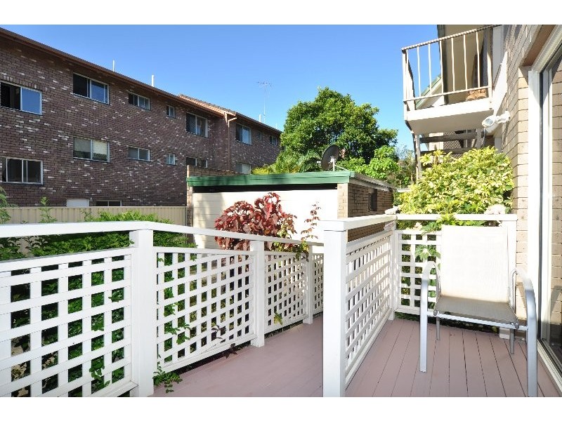 1/17 Huth Street, Labrador QLD 4215