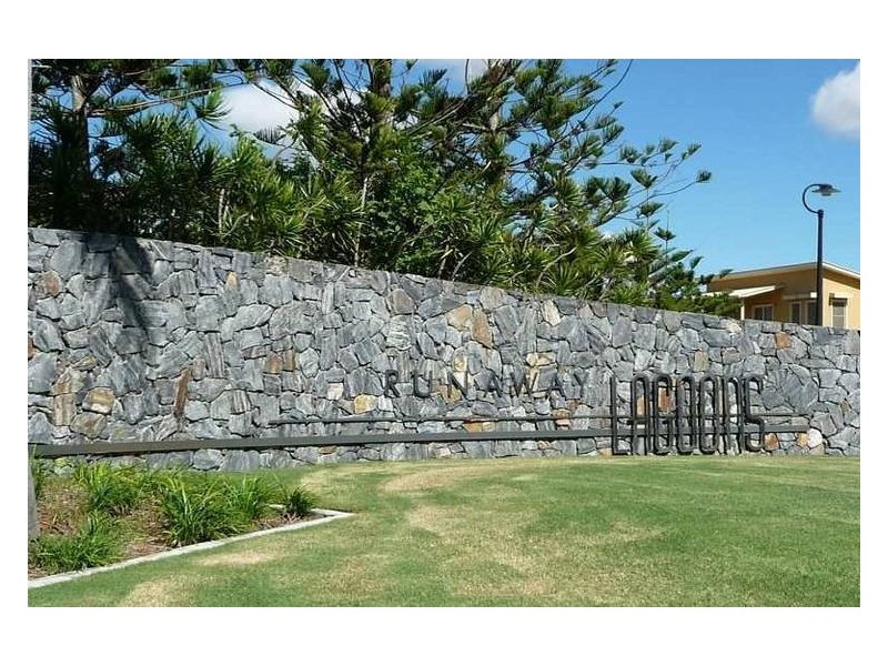 50 Costa Del Sol Avenue, Coombabah QLD 4216
