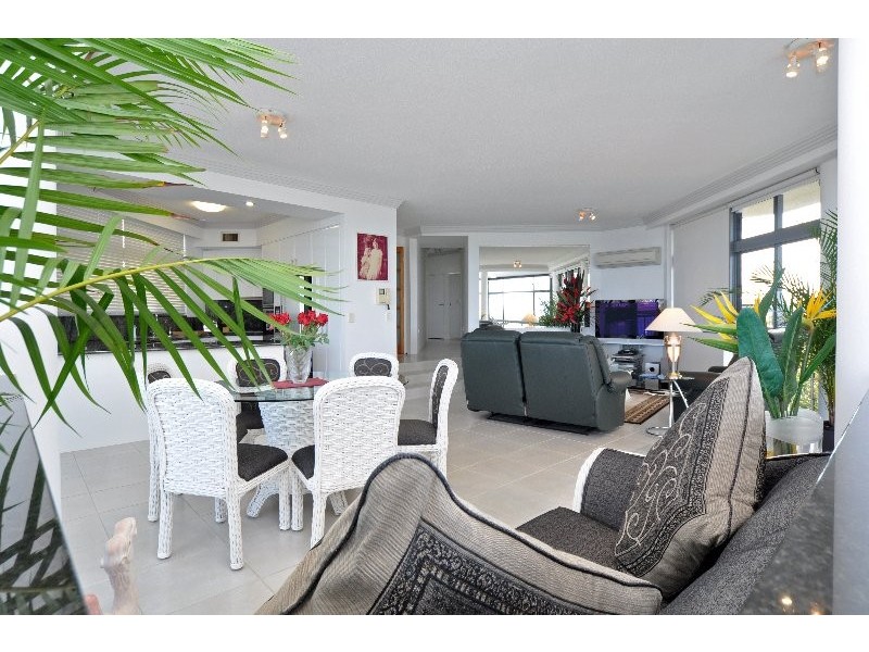 3/314 Marine Parade, Labrador QLD 4215