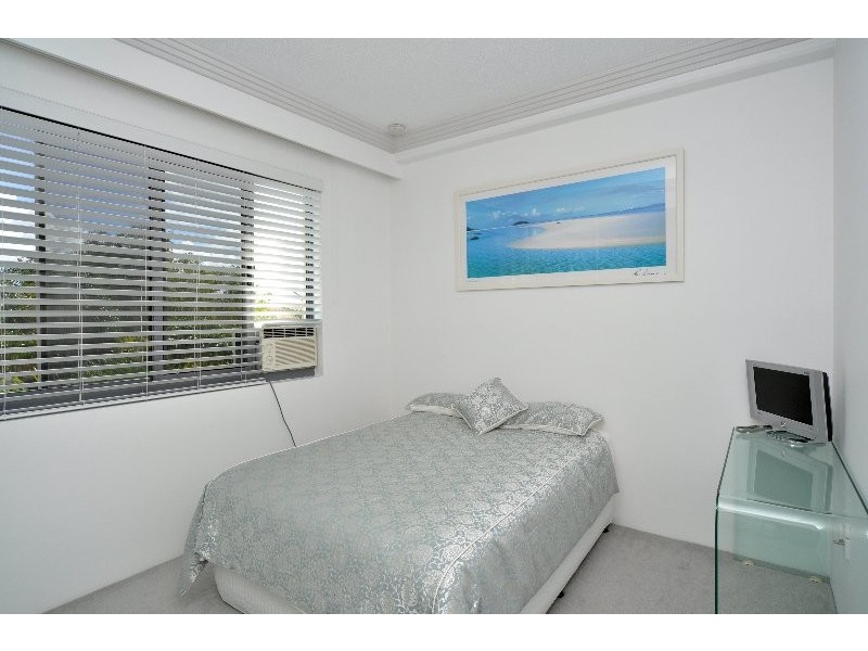 3/314 Marine Parade, Labrador QLD 4215