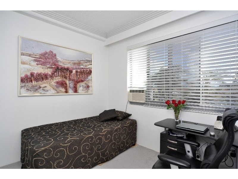 3/314 Marine Parade, Labrador QLD 4215
