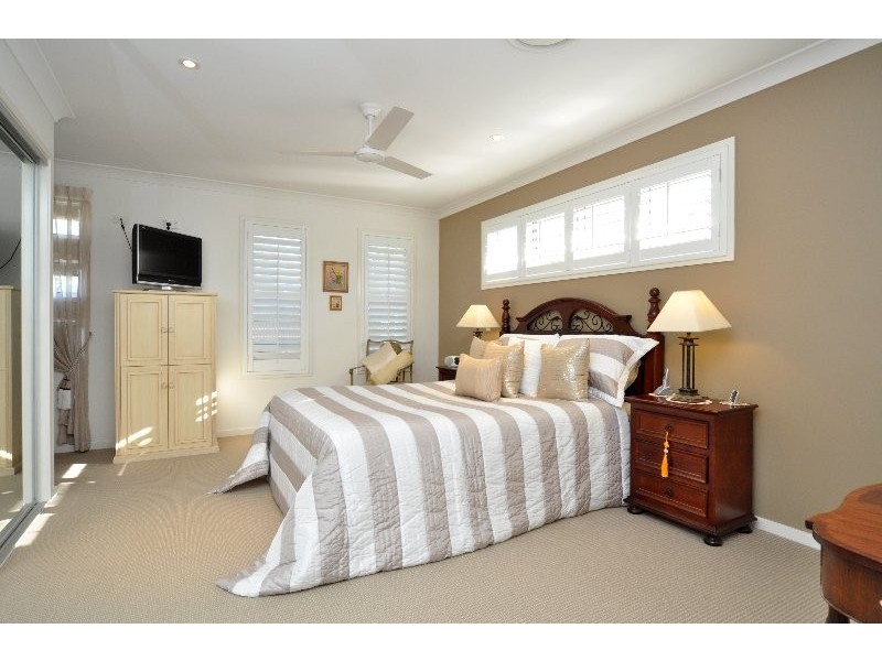 9/411 Oxley Drive, Runaway Bay QLD 4216