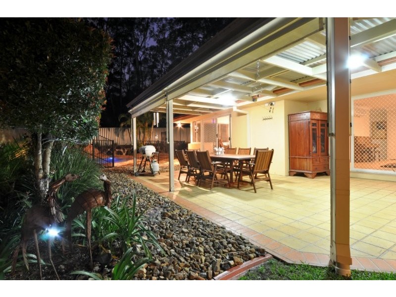 123 Arun Drive, Arundel QLD 4214