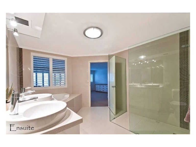 44/3 Marina Crescent, Hollywell QLD 4216