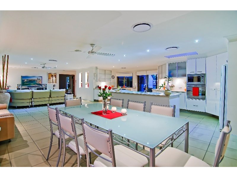 15 Karema Crescent, Runaway Bay QLD 4216