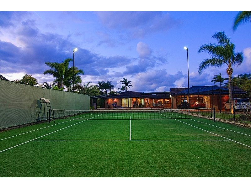 15 Karema Crescent, Runaway Bay QLD 4216