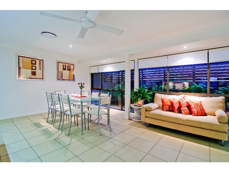 15 Karema Crescent, Runaway Bay QLD 4216