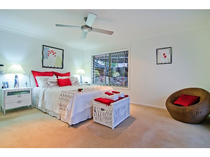 15 Karema Crescent, Runaway Bay QLD 4216