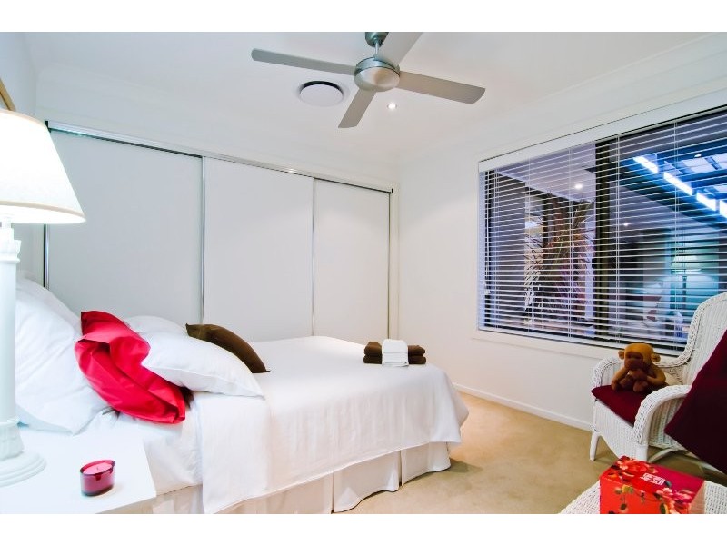 15 Karema Crescent, Runaway Bay QLD 4216