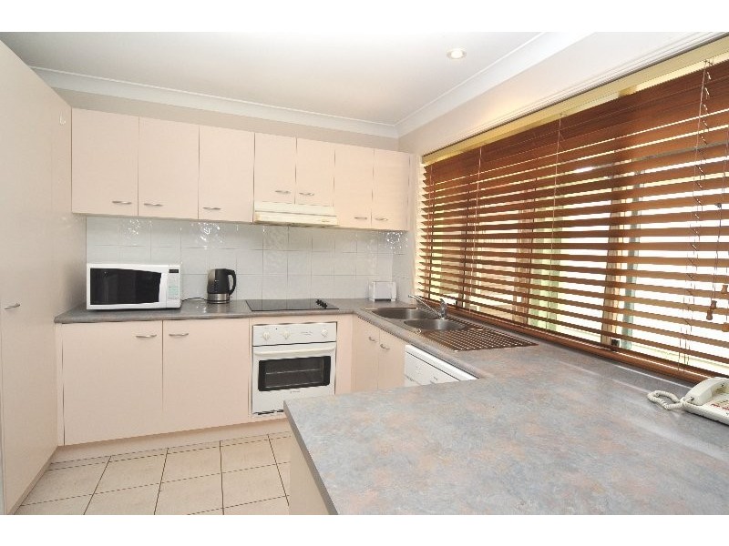 16 Georgia Street, Coombabah QLD 4216