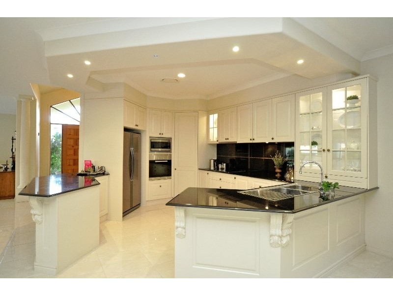 1649 Riverdale Court, Hope Island QLD 4212