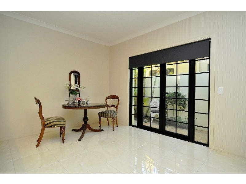 1649 Riverdale Court, Hope Island QLD 4212