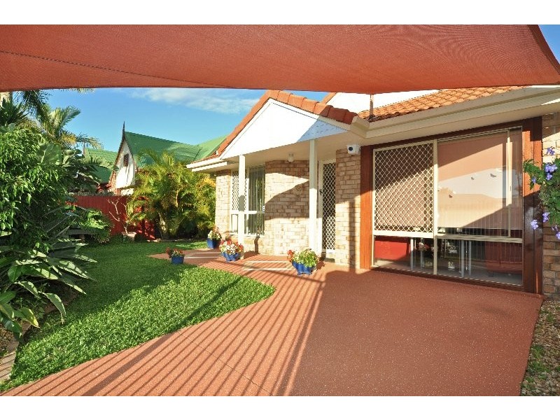 27 Angelo Avenue, Coombabah QLD 4216