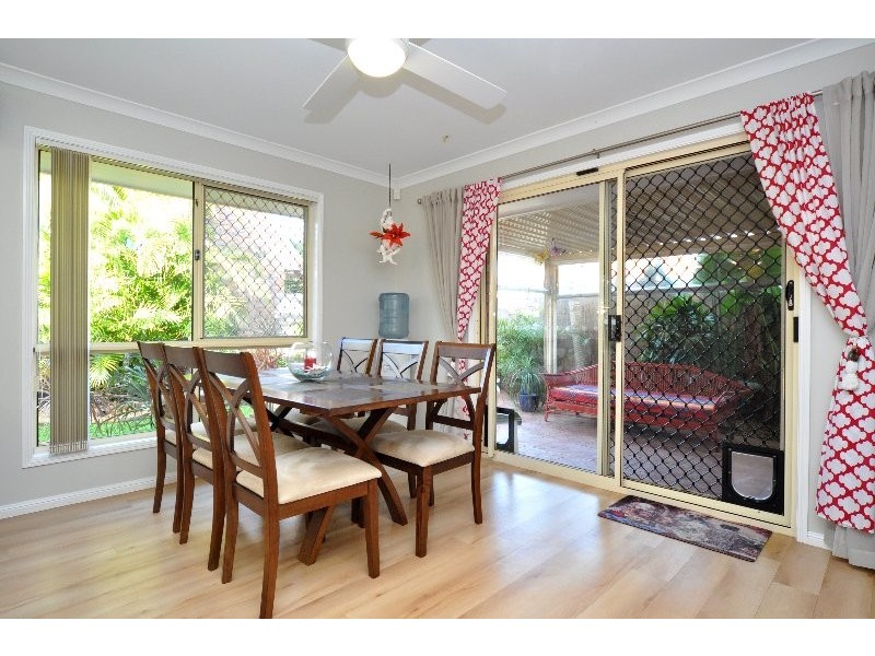 27 Angelo Avenue, Coombabah QLD 4216