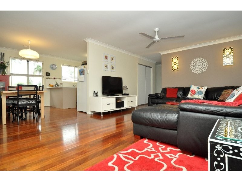 17 Tarni Street, Coombabah QLD 4216