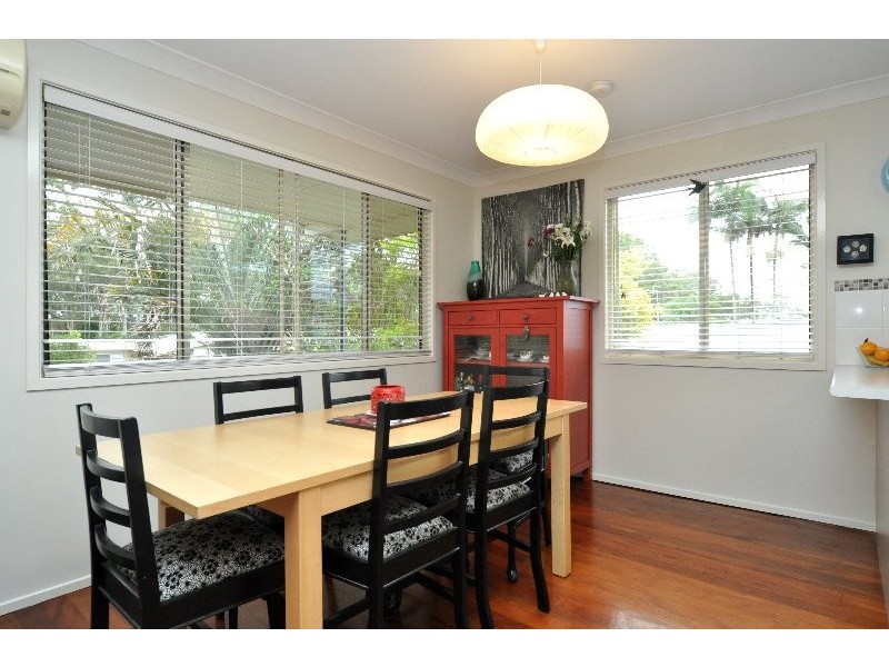 17 Tarni Street, Coombabah QLD 4216