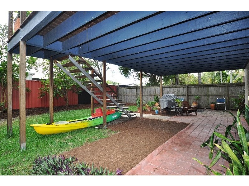 17 Tarni Street, Coombabah QLD 4216