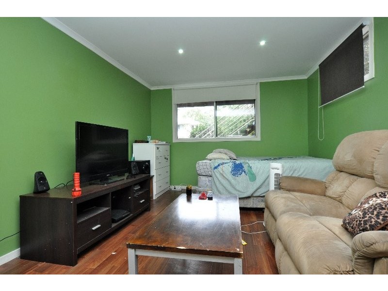 17 Tarni Street, Coombabah QLD 4216