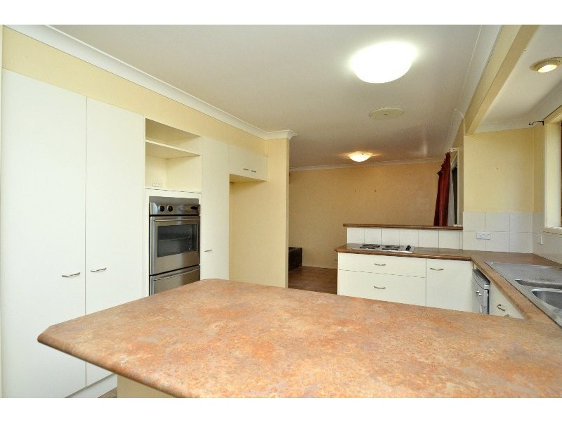 10 Eacham Avenue, Coombabah QLD 4216