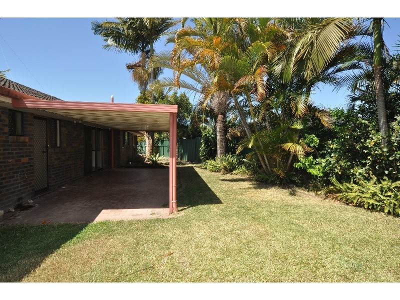 10 Eacham Avenue, Coombabah QLD 4216