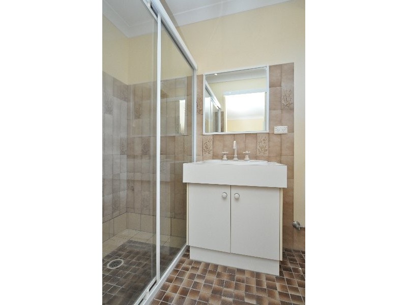 10 Eacham Avenue, Coombabah QLD 4216